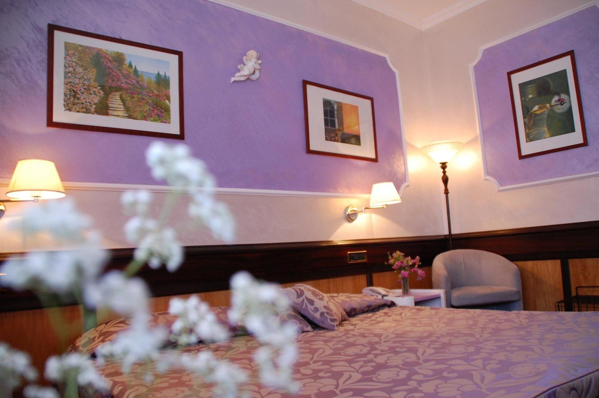 Benny Hotel Catanzaro Buitenkant foto