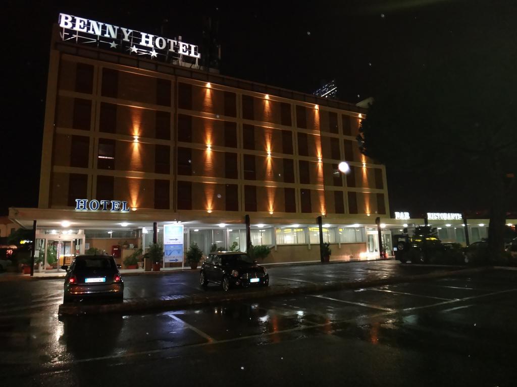 Benny Hotel Catanzaro Buitenkant foto
