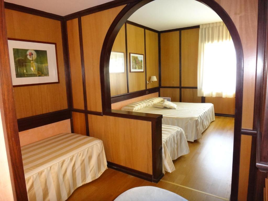 Benny Hotel Catanzaro Kamer foto