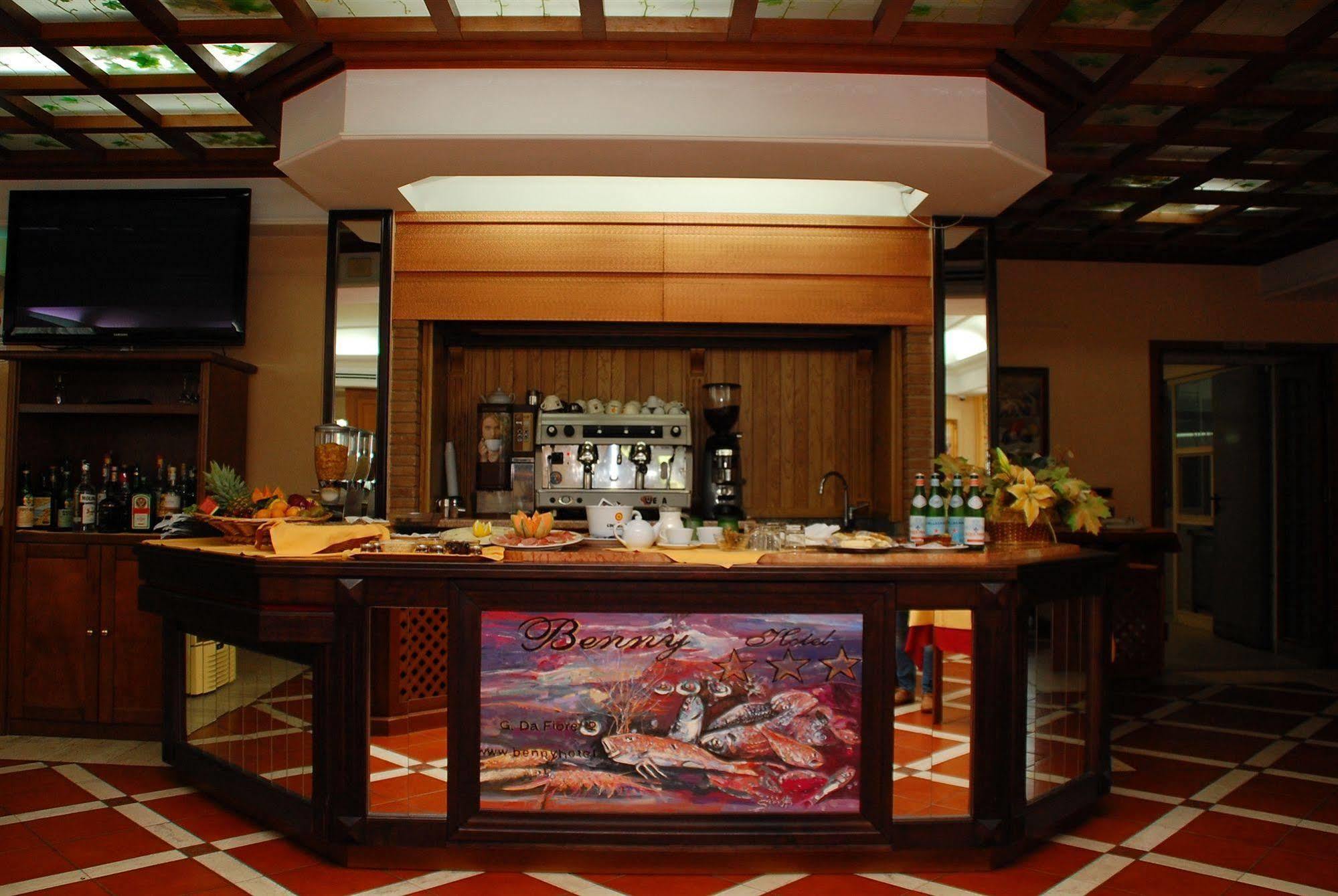 Benny Hotel Catanzaro Buitenkant foto