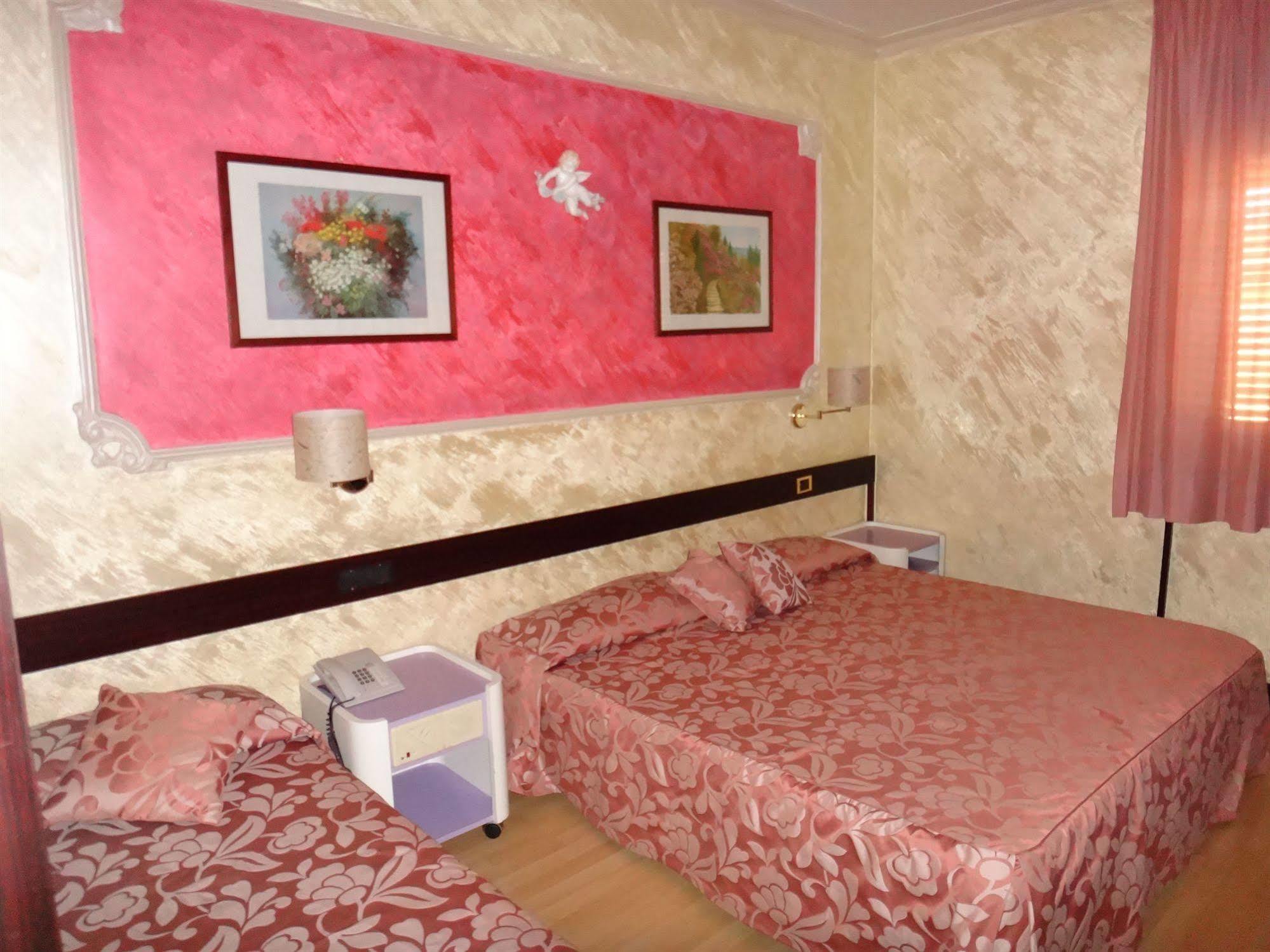 Benny Hotel Catanzaro Buitenkant foto